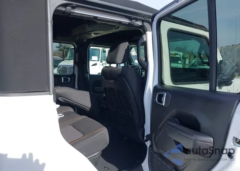 2021 Jeep Gladiator Mojave 4X4 from USA, damaged, VIN 1C6JJTEG5ML622596